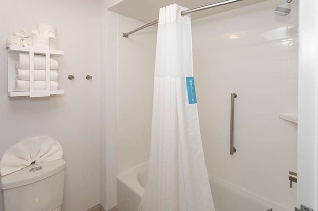 Images Hampton Inn & Suites Nashville-Green Hills