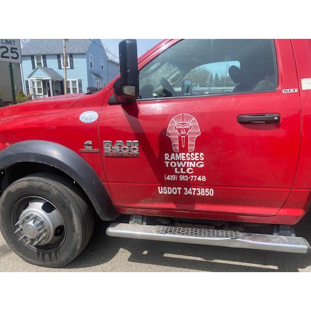 Ramesses Towing Logo
