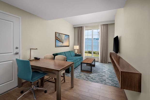 Images Embassy Suites by Hilton Charleston Harbor Mt. Pleasant