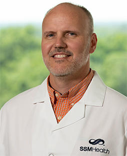 Dr. Ralph Latta, MD - Benton, IL - Family Medicine
