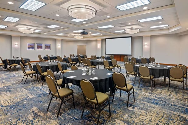 Images Hampton Inn & Suites Kansas City-Country Club Plaza
