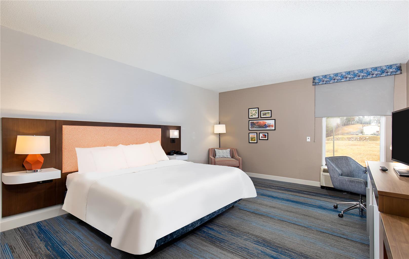Guest room