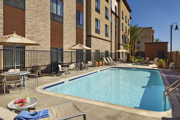 Images Hilton Garden Inn Los Angeles/Redondo Beach
