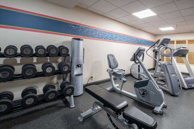 Images Hampton Inn & Suites Williamsburg-Richmond Rd.