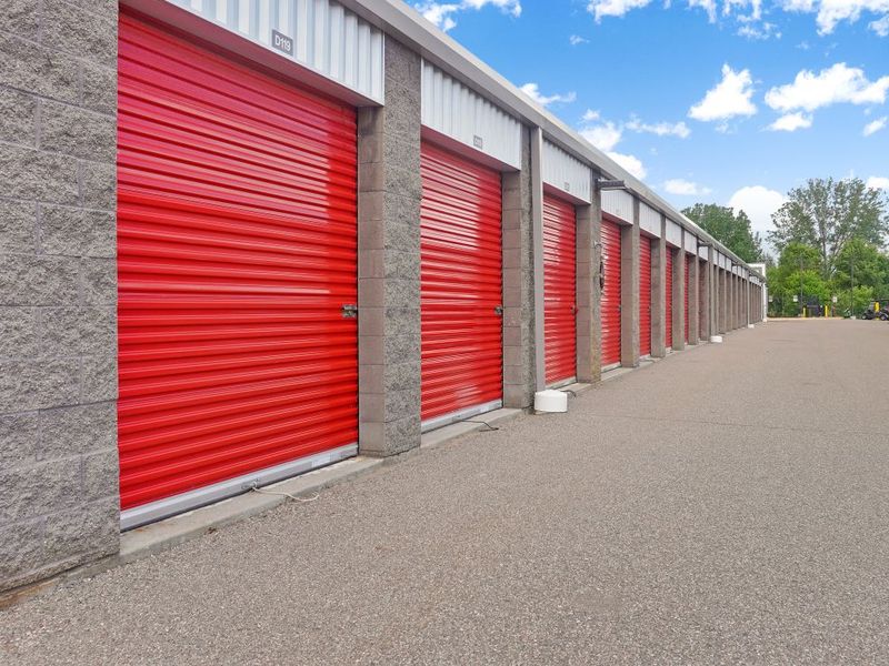 3827_Exterior Units