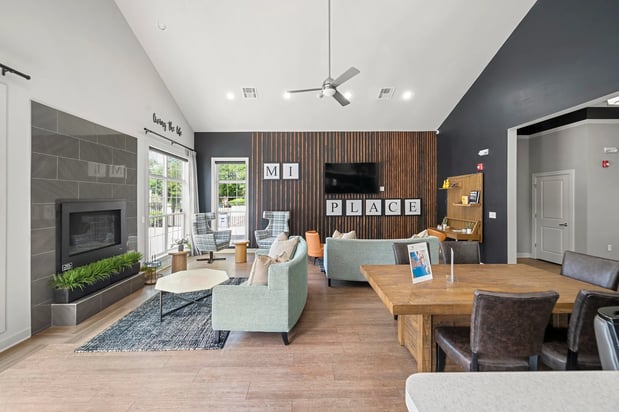 Images Heritage at Mount Holly