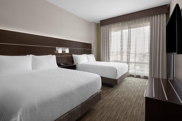Images Holiday Inn Express & Suites Woodside LaGuardia Airport by IHG