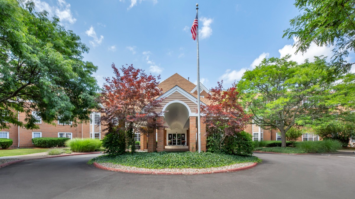 Brookdale Montrose Entrance