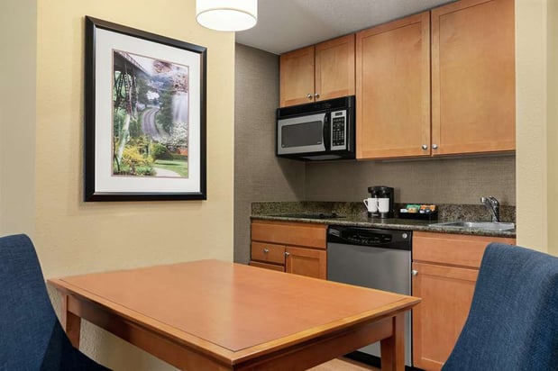Images Homewood Suites by Hilton Allentown-Bethlehem Airport