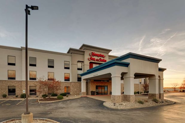 Images Hampton Inn & Suites St. Louis-Edwardsville