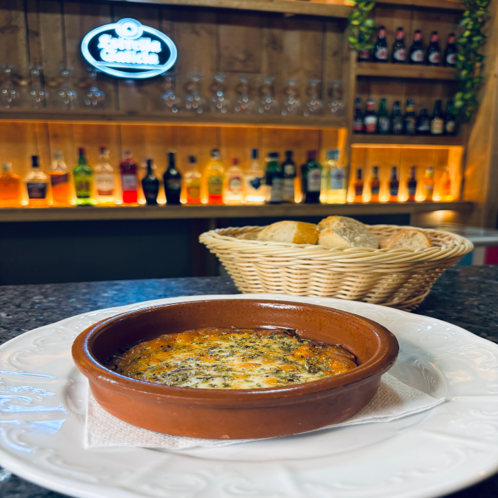 Images Tu Lugar Brasas y Tapas