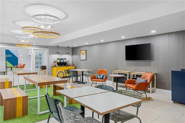 Images Spark by Hilton Des Plaines Chicago O'Hare
