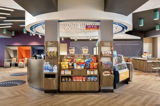 Images Tru by Hilton Wichita Northeast