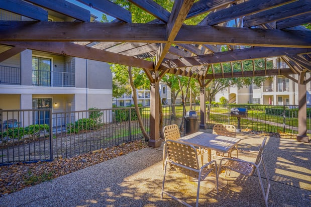 Images Saxony at Chase Oaks Apartments