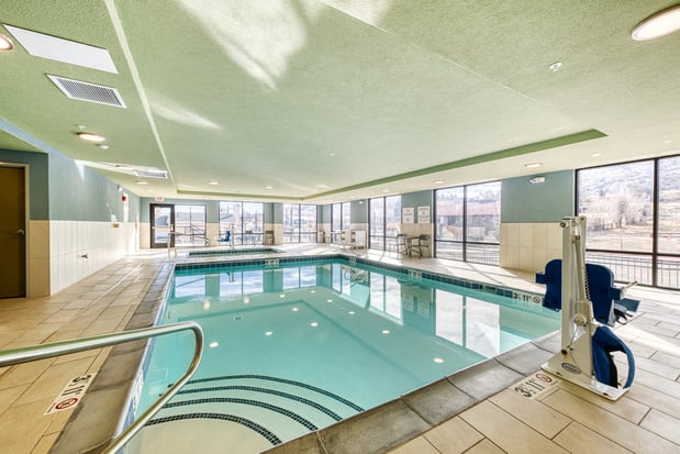 Images Holiday Inn Express & Suites Manitou Springs by IHG