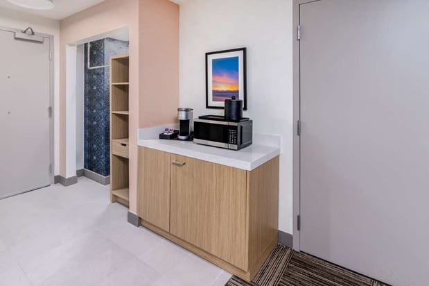 Images Hilton Garden Inn Albuquerque Uptown