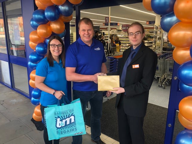 Store staff at B&M's new store in Hitchin were delighted to welcome representatives from Phase Hitchin, the store's chosen charity for opening day. The charity received £250 worth of B&M vouchers for taking part in B&M's special day.