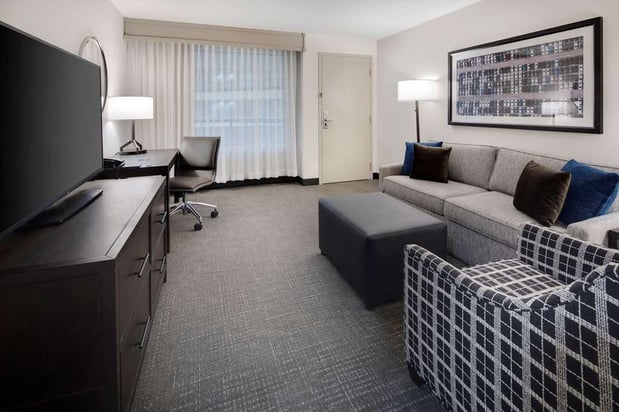 Images Embassy Suites by Hilton Detroit Troy Auburn Hills