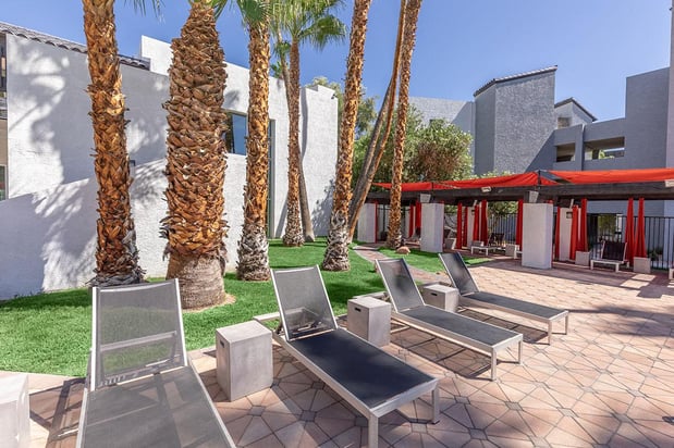 Images Evoq Apartment Homes