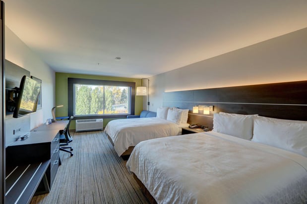 Images Holiday Inn Express & Suites Auburn Downtown by IHG