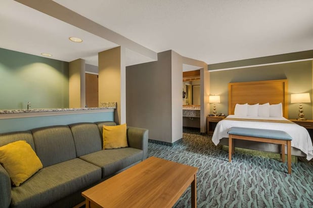 Images Best Western Plus Executive Court Inn & Conference Center