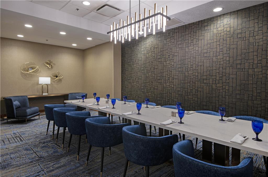 Images DoubleTree by Hilton Hotel West Edmonton