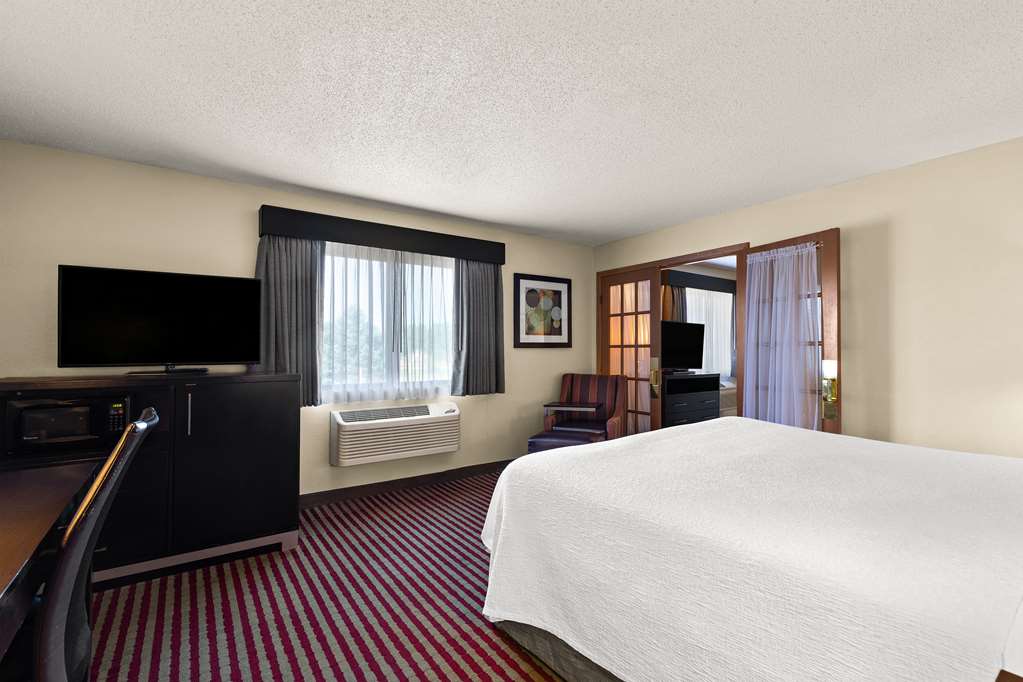 King Whirlpool Suite