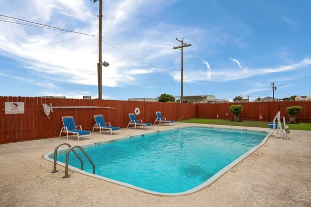 Images SureStay by Best Western Rockdale