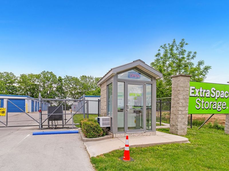 Security Screens - Storage Express at 1720 S US Highway 231, Crawfordsville, IN 47933