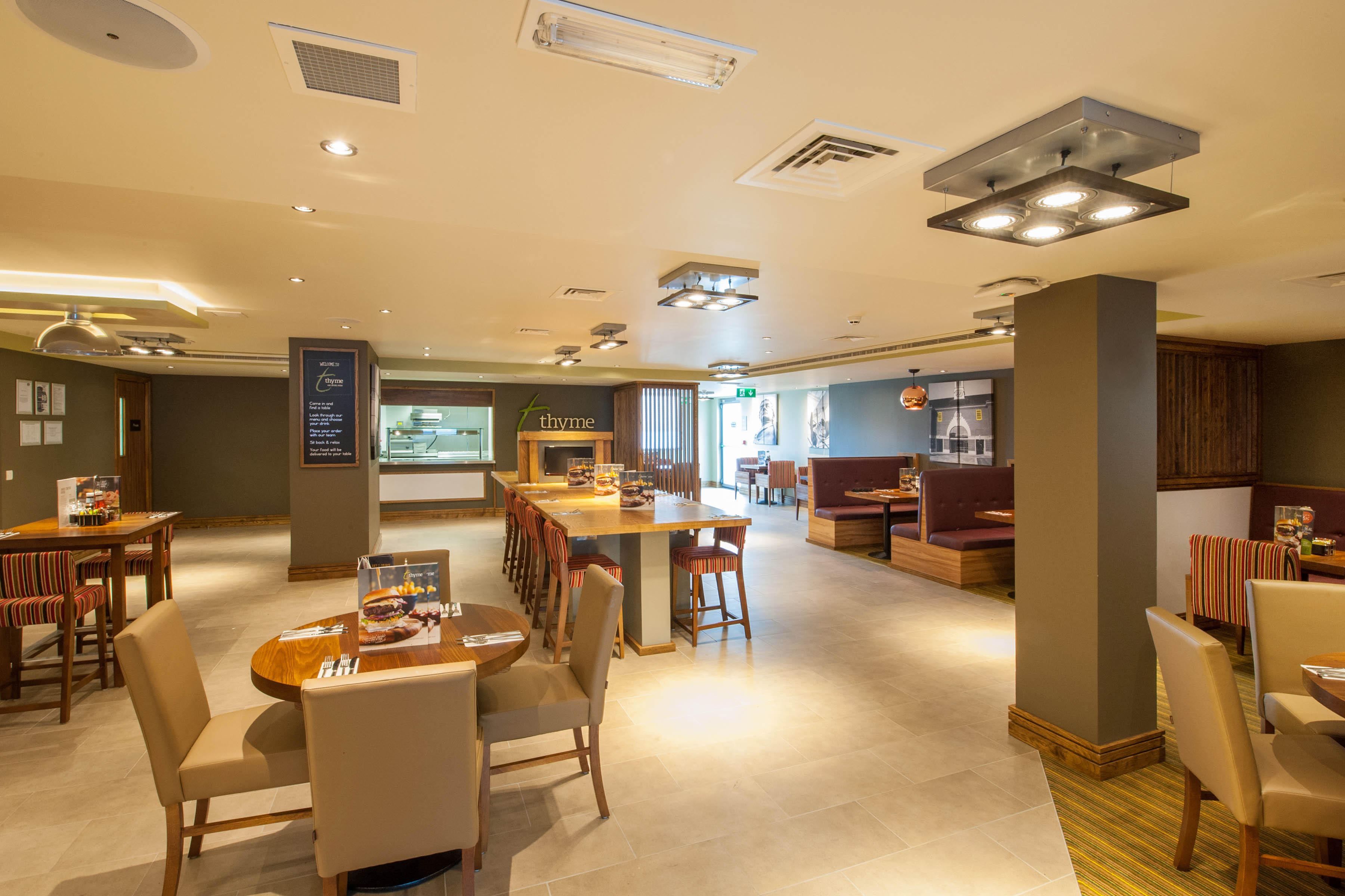 Thyme restaurant Premier Inn London Hendon (The Hyde) hotel London 03333 219324