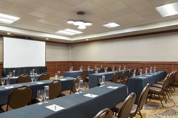 Images Embassy Suites by Hilton Santa Ana Orange County Airport