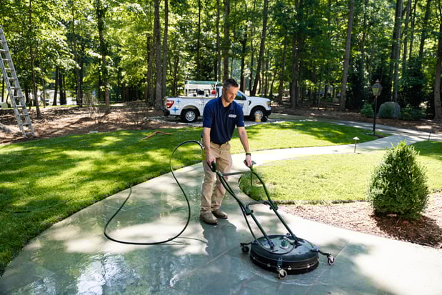 Images Window Hero Charlotte