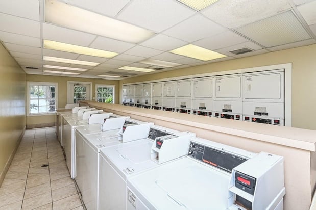 Images Park at Lake Magdalene Apartments & Townhomes