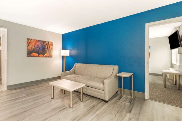 Images Best Western Plus Magnolia Inn & Suites