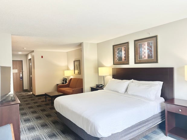 Images Holiday Inn Express & Suites Meriden by IHG