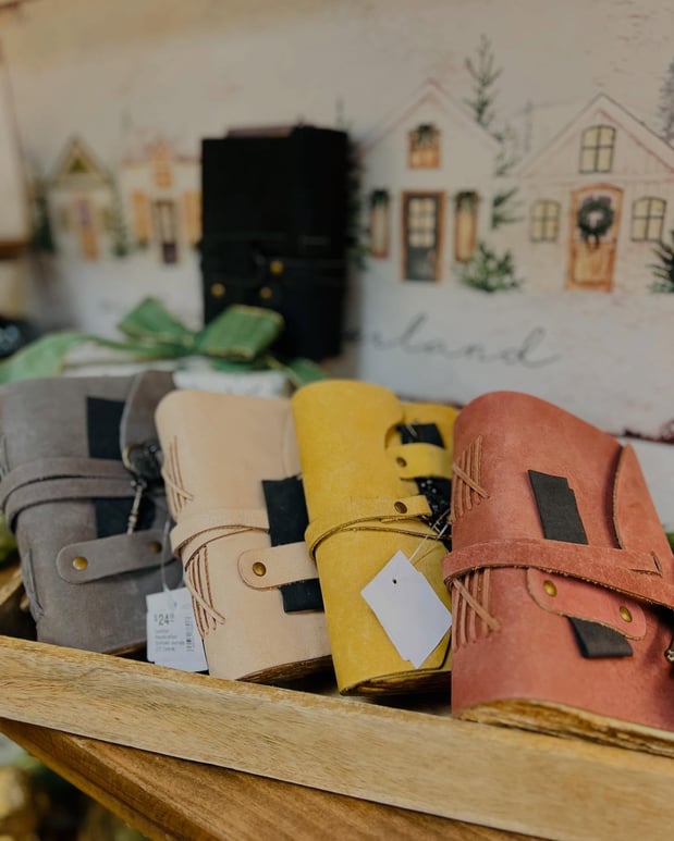 Images Miss Daisy's Home & Decor Co.