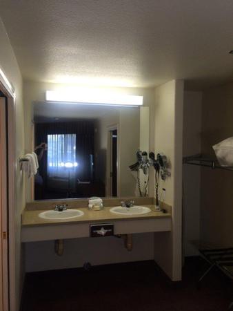 Images Holiday Inn Selma-Swancourt, an IHG Hotel