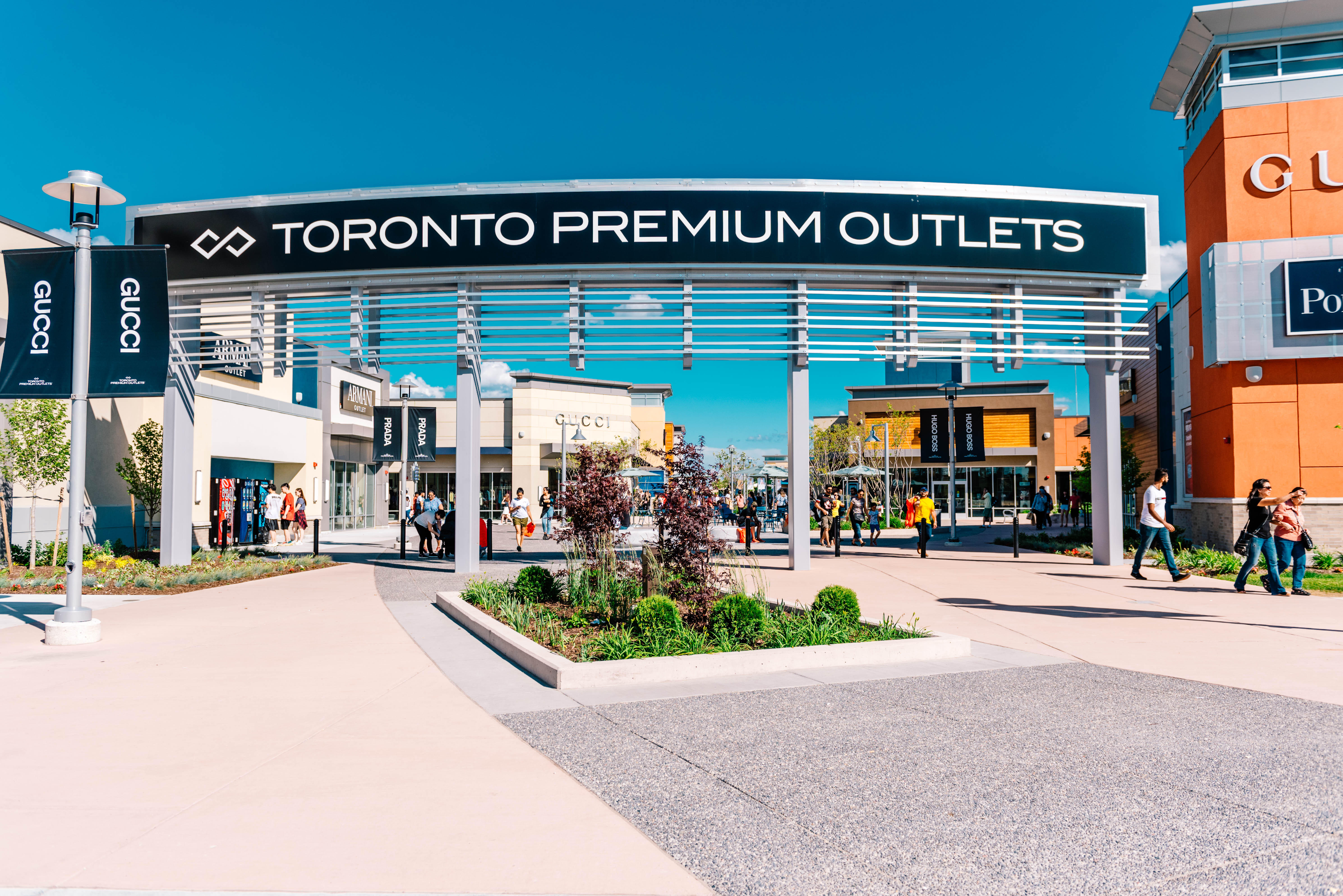 Images Toronto Premium Outlets