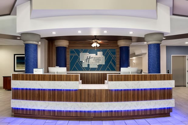 Images Holiday Inn Express & Suites Bakersfield Central by IHG