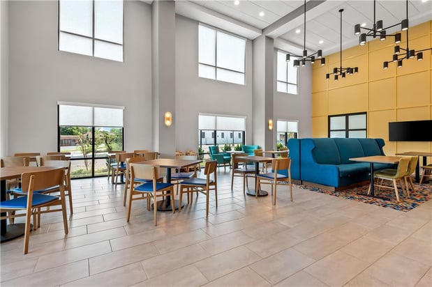 Images Hampton Inn and Suites by Hilton Intercourse