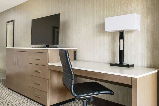 Images DoubleTree by Hilton Hotel Colorado Springs