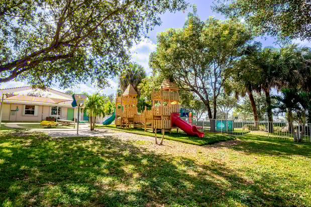 Images Acreage Montessori Academy