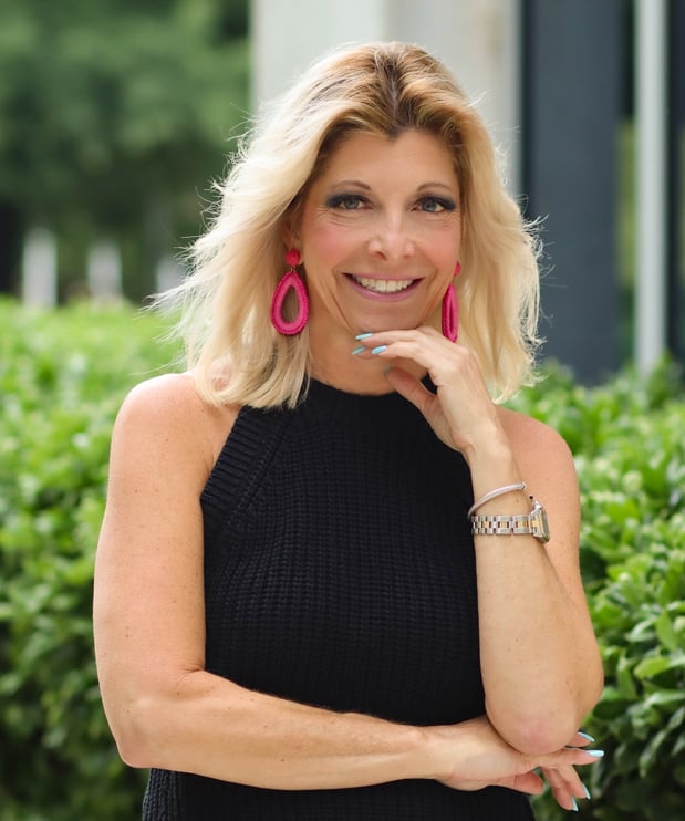 Images Lora Stern, REALTOR | The Redbud Group-Keller Williams Southpark