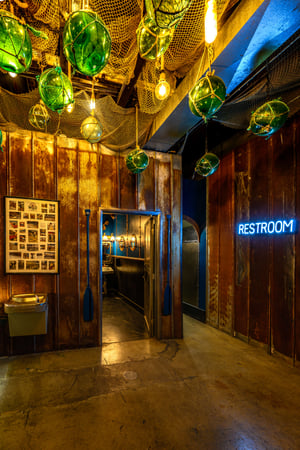 Images Wild Axe Throwing