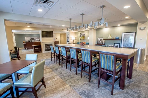 Images Hampton Inn Amesbury