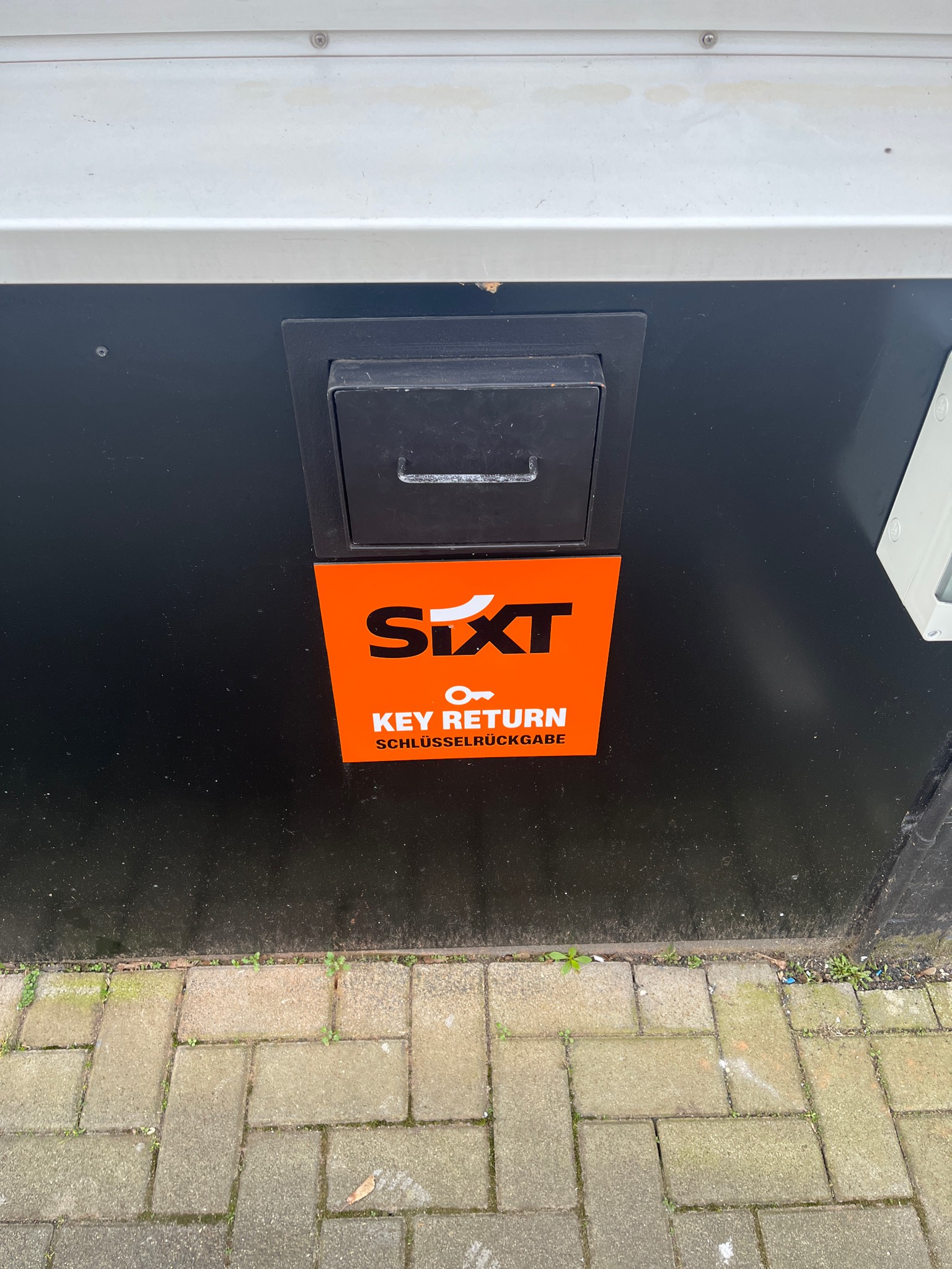 SIXT Autovermietung Krefeld, Sproedentalstr. 4 in Krefeld