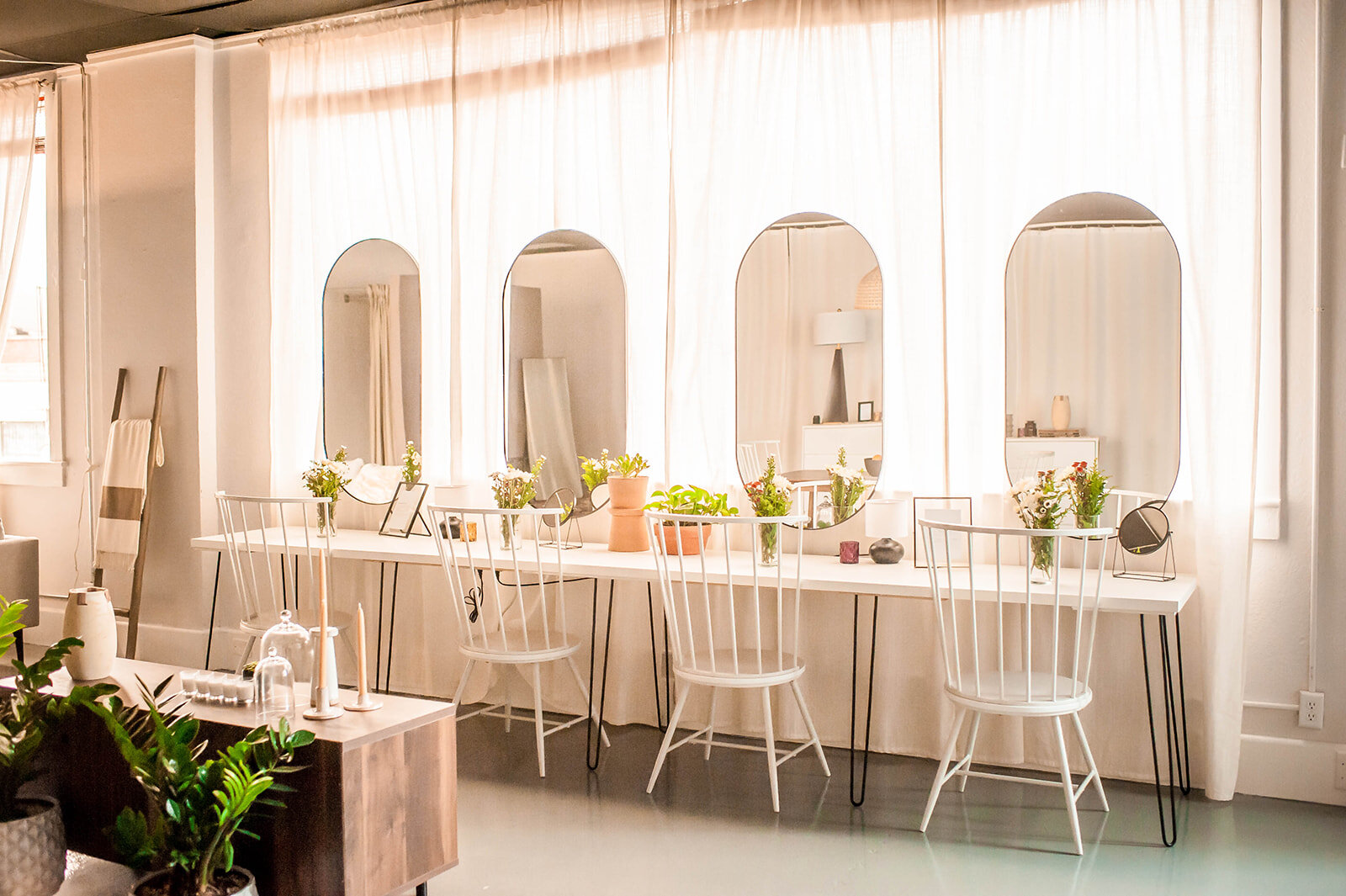 Stylish bridal vanity stations inside The Glass Factory bridal suite.