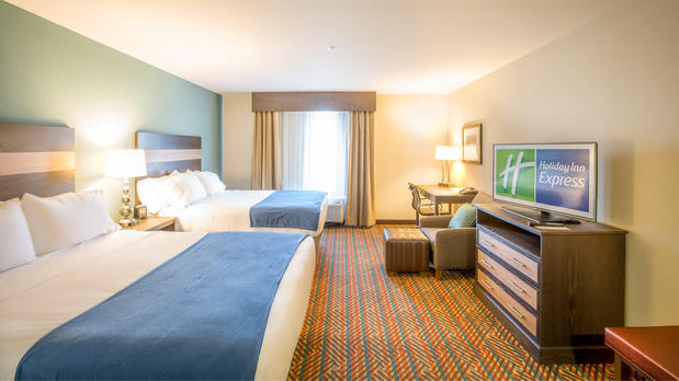 Images Holiday Inn Express Wichita South by IHG