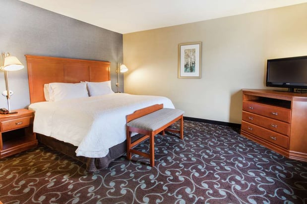 Images Hampton Inn & Suites Chicago Deer Park