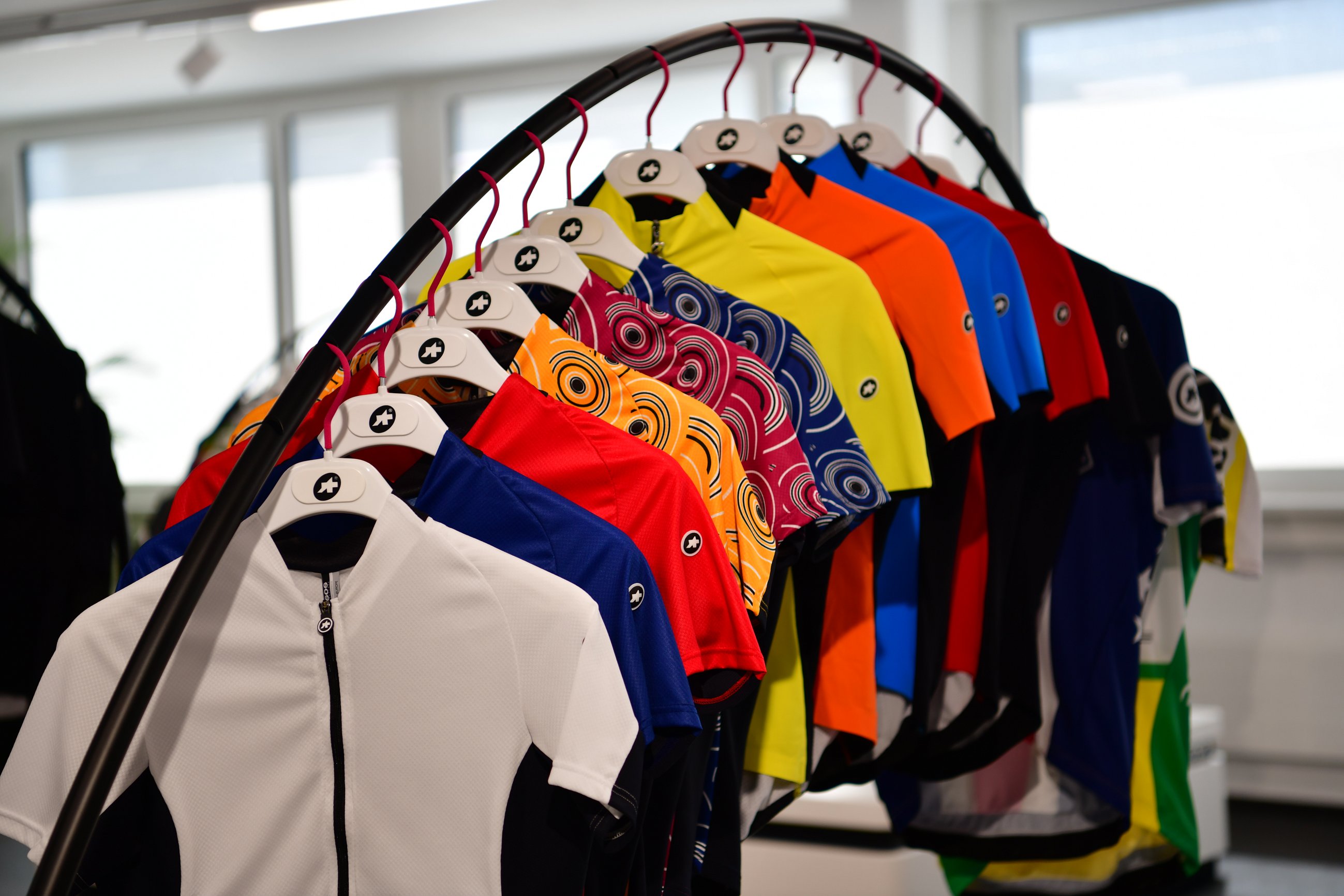 ProShop Uster, Loren-Allee 20 in Uster